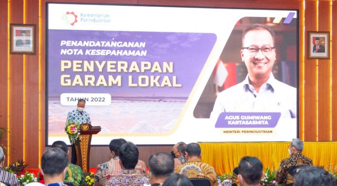 Kemenperin Fasilitasi Industri Serap Garam Lokal Lebih dari 1 Juta Ton