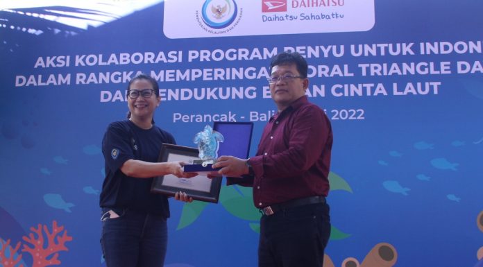 KKP Gandeng Daihatsu Lindungi Kelestarian Laut